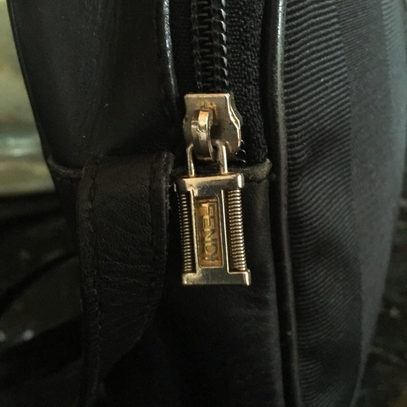 Vintage Fendi  Shoulder Handbag - Picture 3 of 8